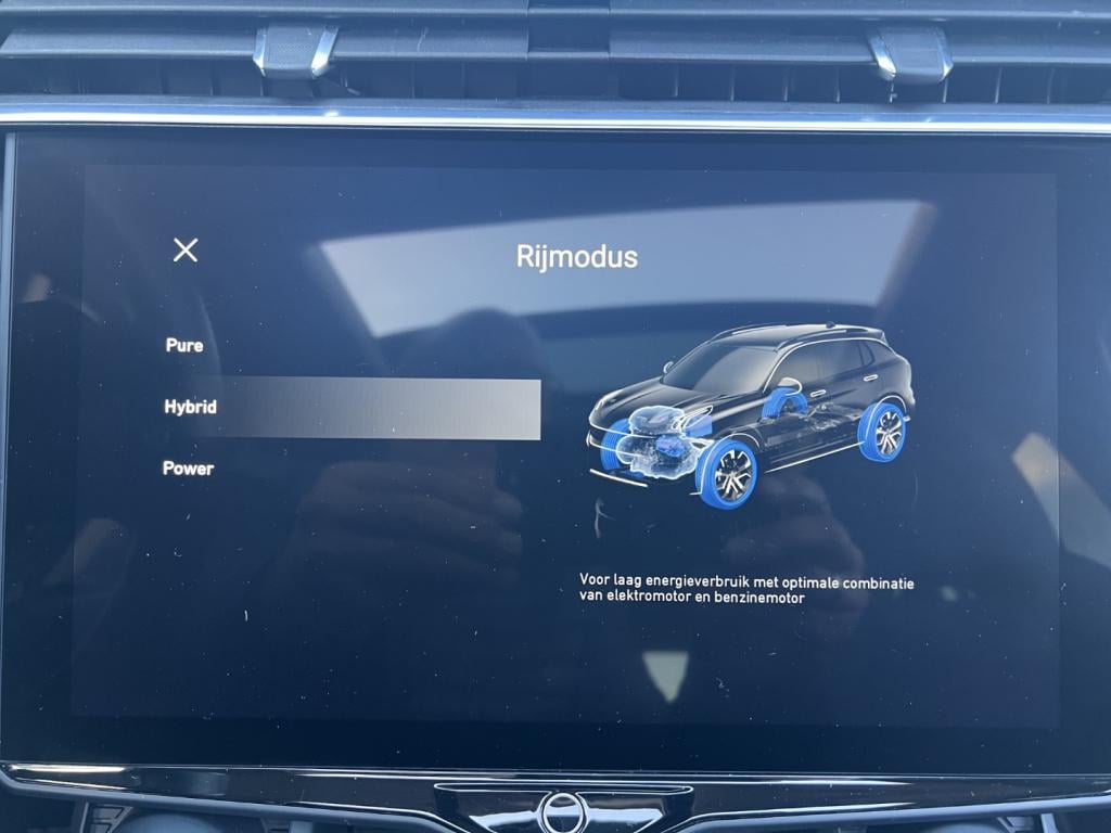 Lynk & Co 01 1.5 261pk phev , 360gr camera , pano dak , adaptive cc , car p