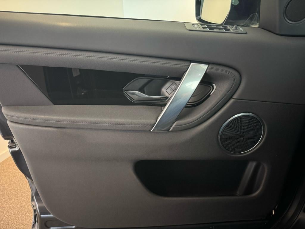 Land Rover Discovery p300e 1.5 s