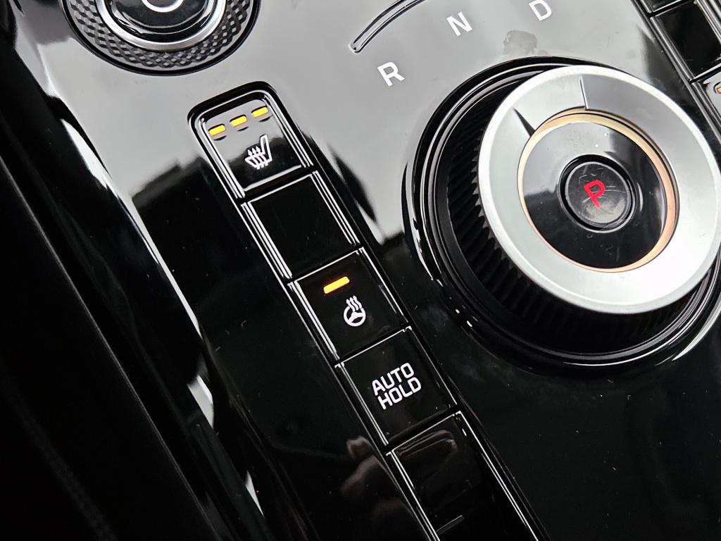 Kia Niro Ev air 64.8 kwh | company car | 10 jaar garantie | parkeercamera |