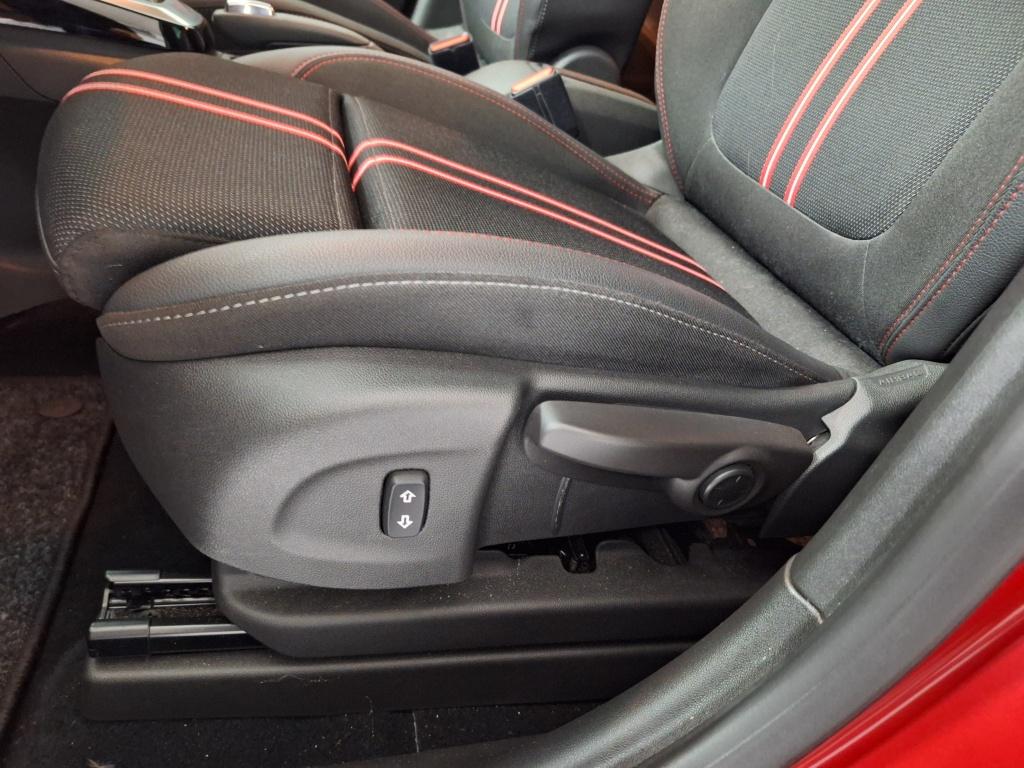 Opel Crossland X 1.2 turbo gs line | stoel/stuurverwarming |