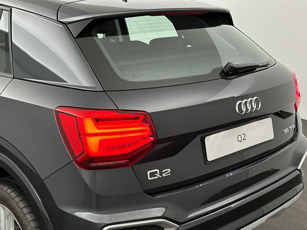 Audi Q2 advanced edition 35 tfsi 110 kw / 150 pk hatchback