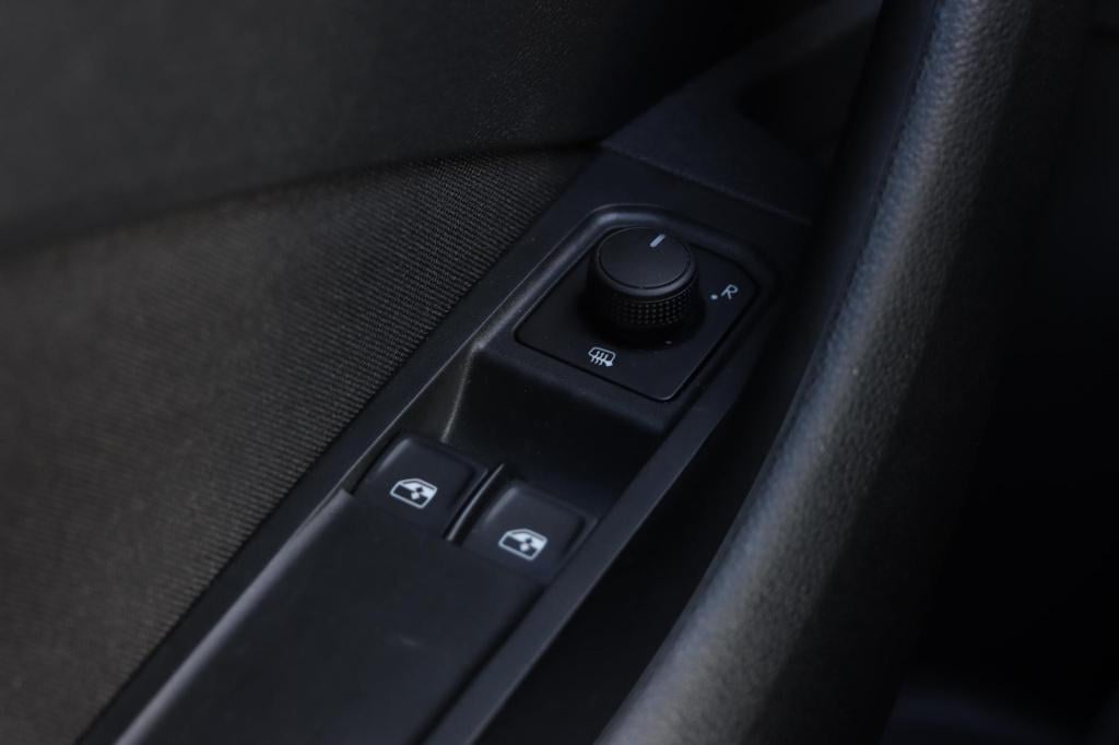 Skoda Scala 1.0 tsi ambition dsg7 110pk | parkeersensoren | dab+ | carplay 