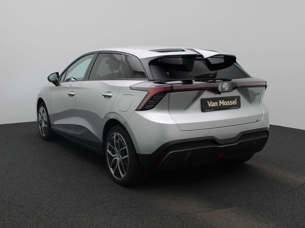 MG Mg4 64 kwh luxury | apple/carplay | camera | parkeersensoren | electrisc