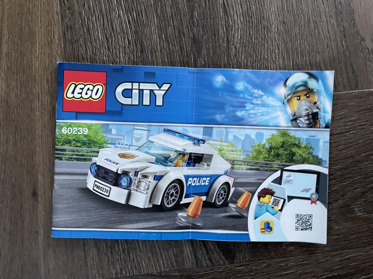 Lego pakket City: 60128 + 3177 + 60239 + 60138+ 60206+60067