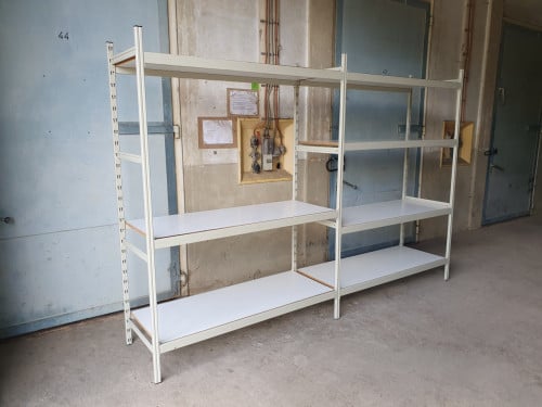 3 meter lang metalen wandrek, opbergkast, magazijnstelling garage of schuur