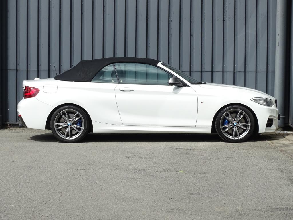BMW 2-serie cabrio m235i high executive