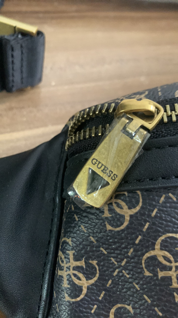 Nieuw Guess heuptas