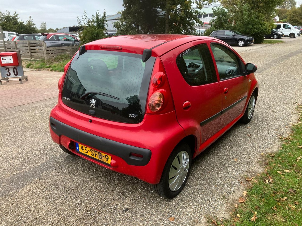 Peugeot 107 1.0