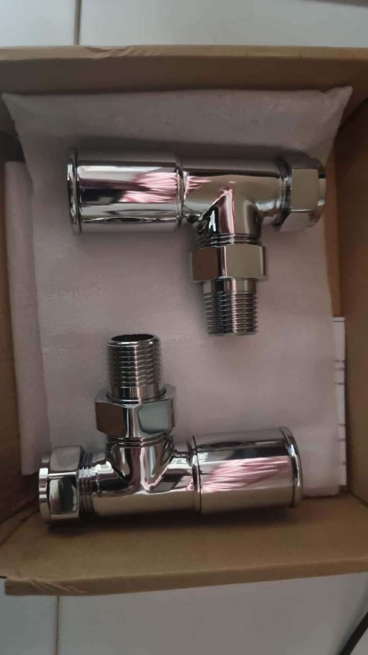 Radiatorkranen set chroom  NIEUW