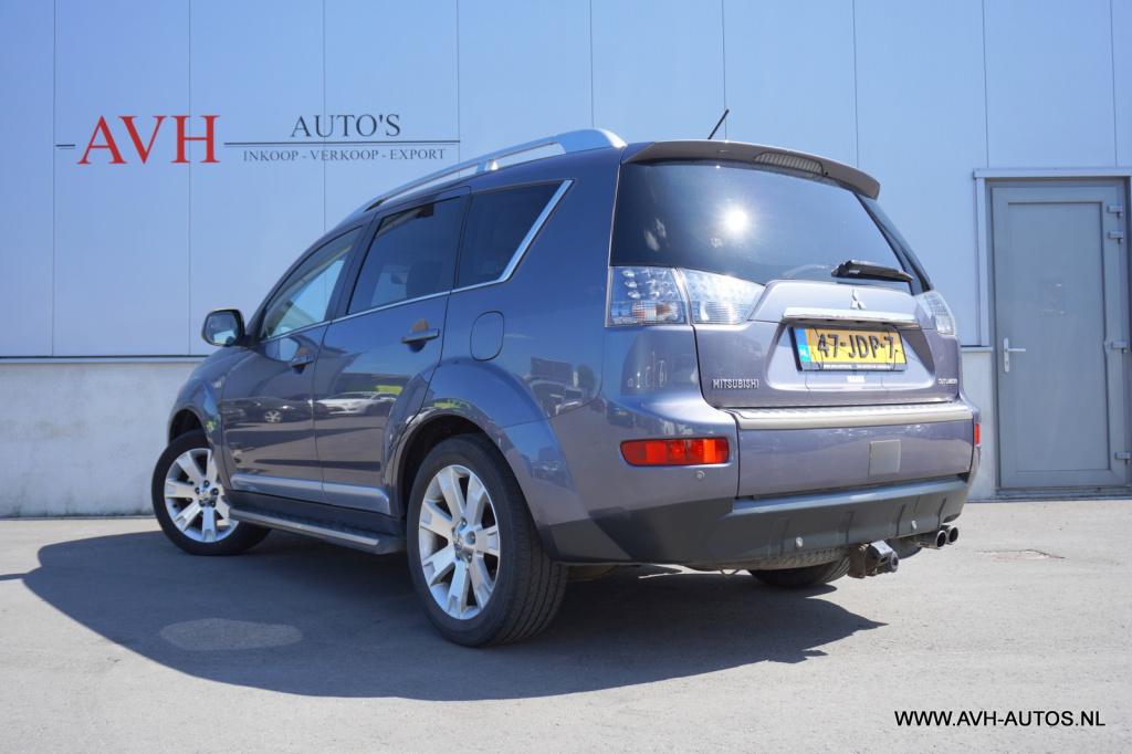 Mitsubishi Outlander 2.2 di-d instyle