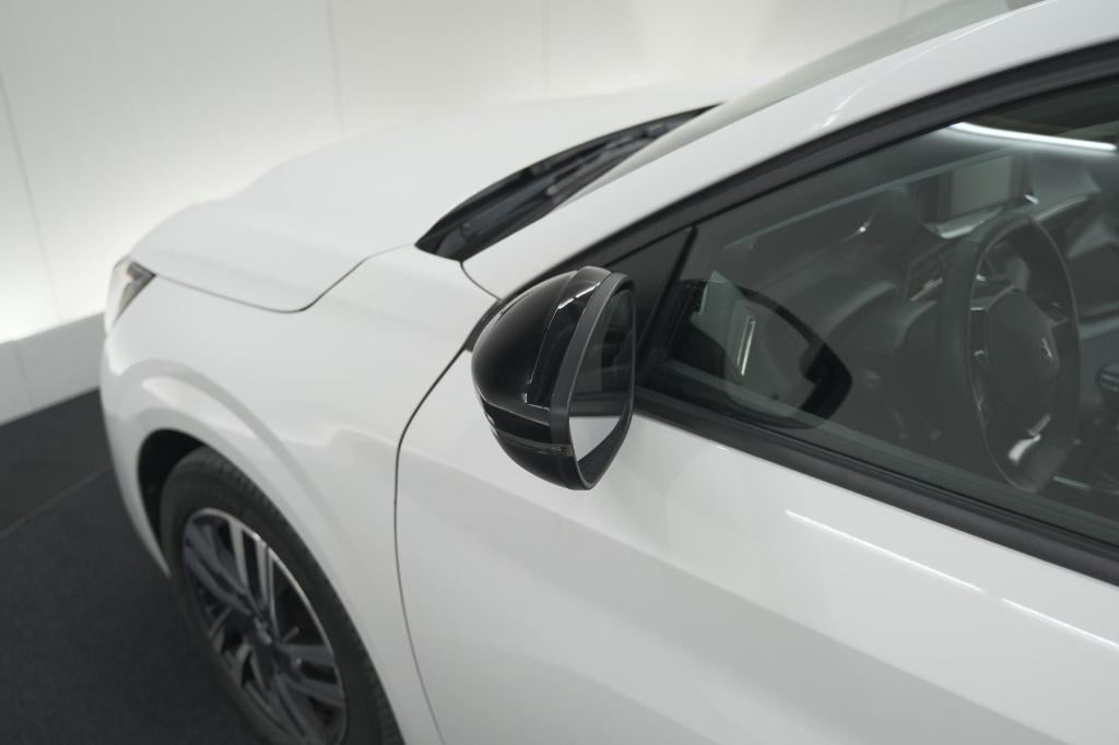 Peugeot 208 puretech 100 pk allure | apple carplay | parkeersensoren | lich