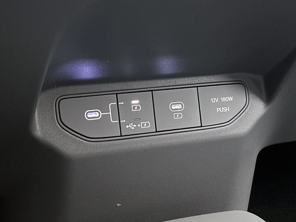Kia Ev3 plus 58.3 kwh snel leverbaar | stoel/stuurverwaming |
