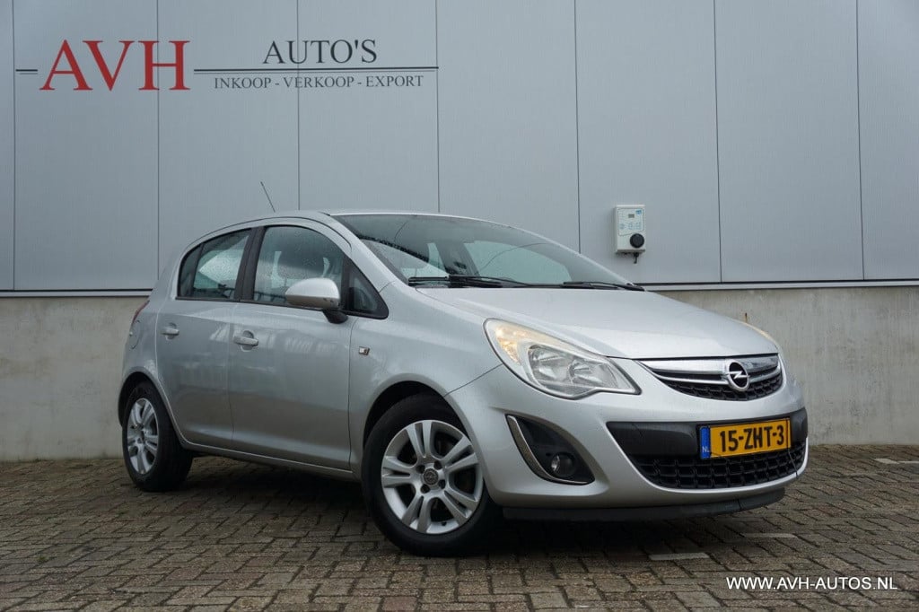 Opel Corsa 1.2-16v cosmo