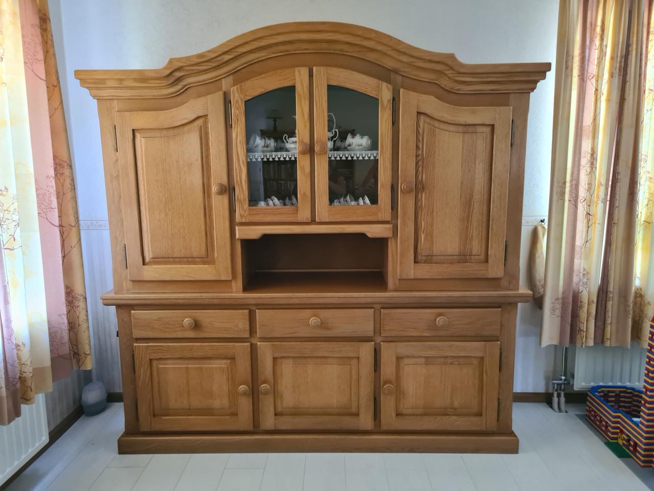Masief blanken eikenhouten kast