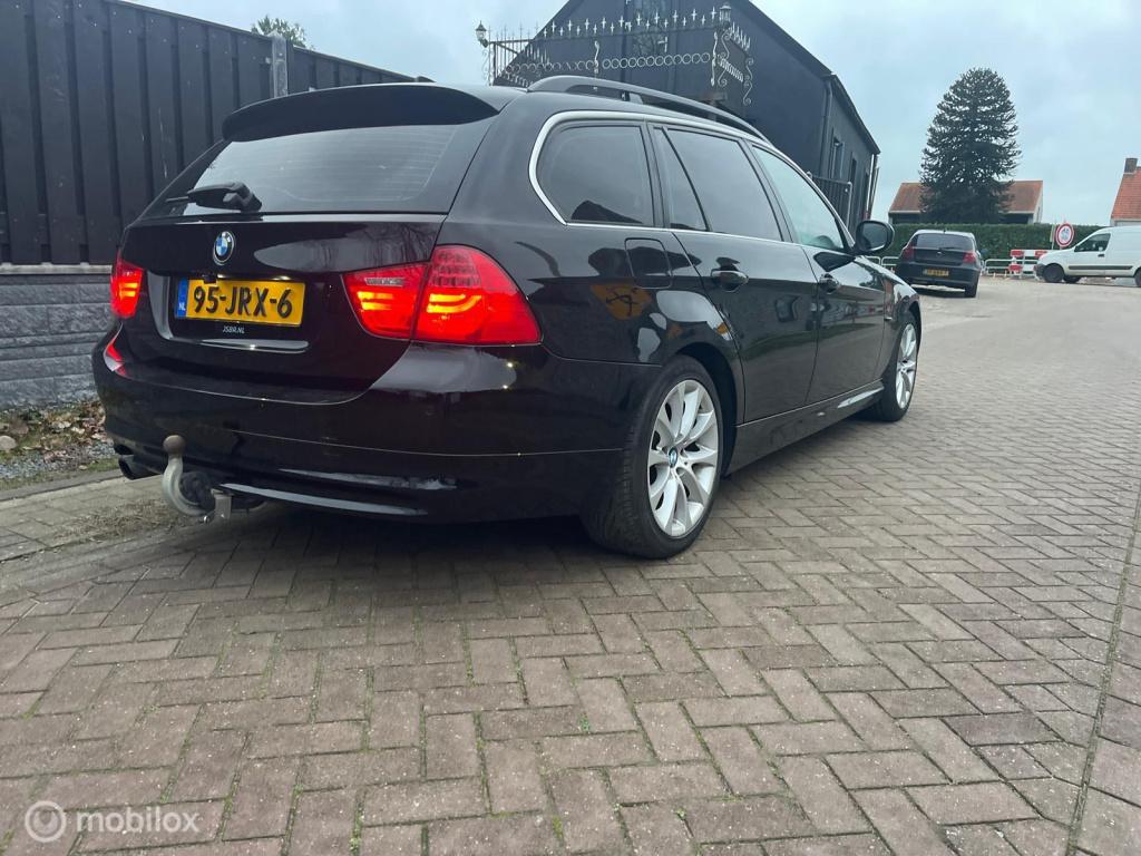 BMW 3-serie touring 318i business line