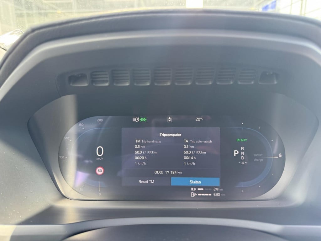 Volvo XC90 t8 455pk recharge ultra dark| full options!! b&w | luchtvering
