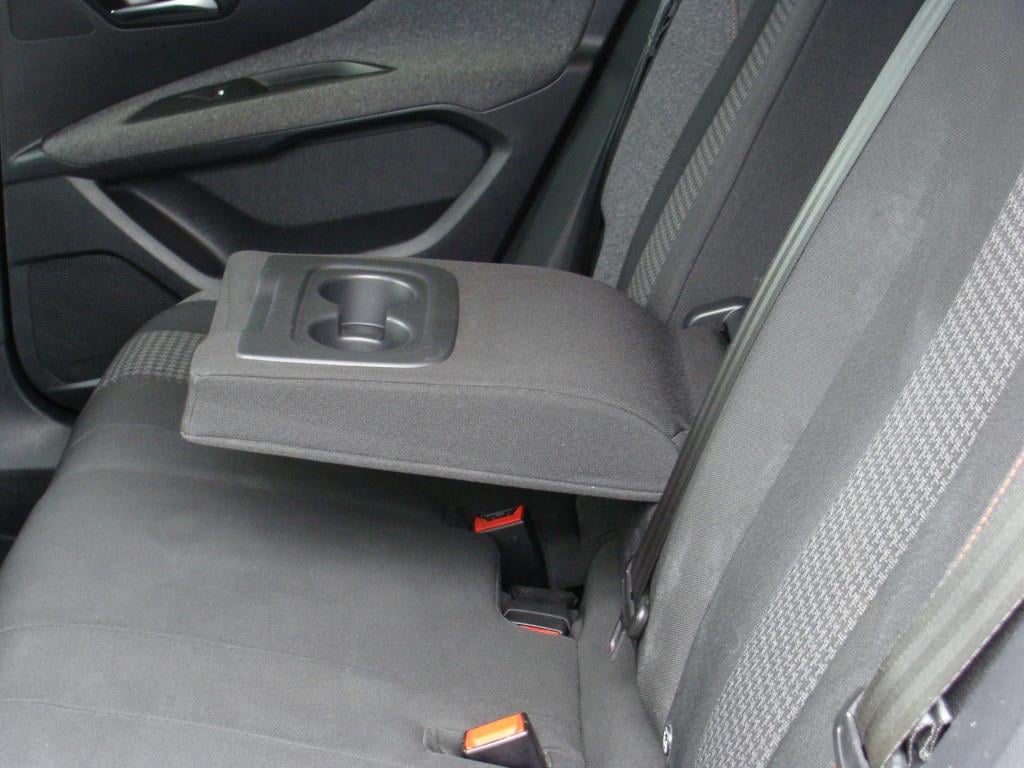 Peugeot 3008 1.2 puretech 130pk s&s active