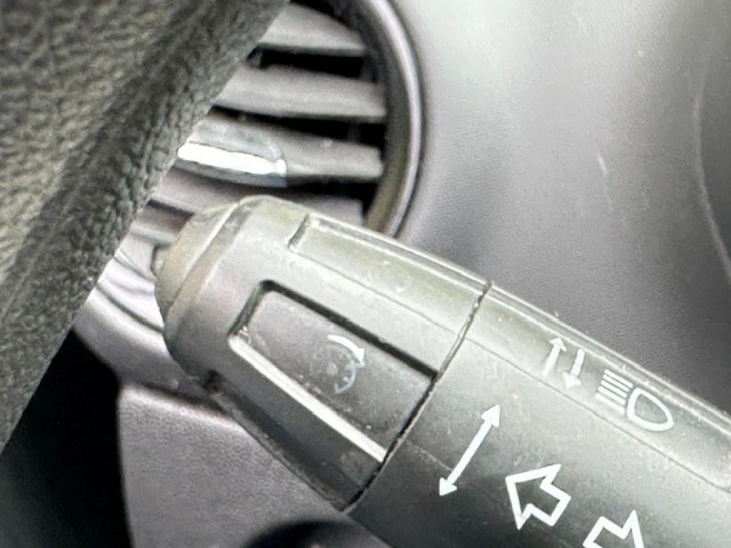 Opel Corsa 1.2-16v enjoy trekhaak schuifdak apk 06-2027
