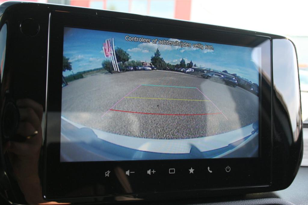Suzuki Swift 1.2 style smart hybrid