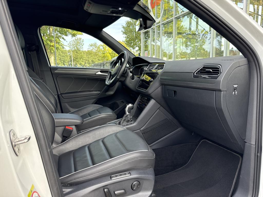 Volkswagen Tiguan 1.4 tsi ehybrid r-line business | vol opties | btw | pano