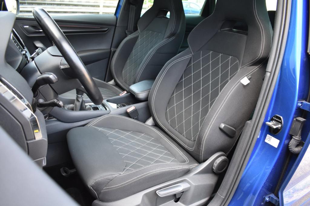 Skoda Karoq 1.5 tsi act sportline | trekhaak | canton | adaptieve cruise co