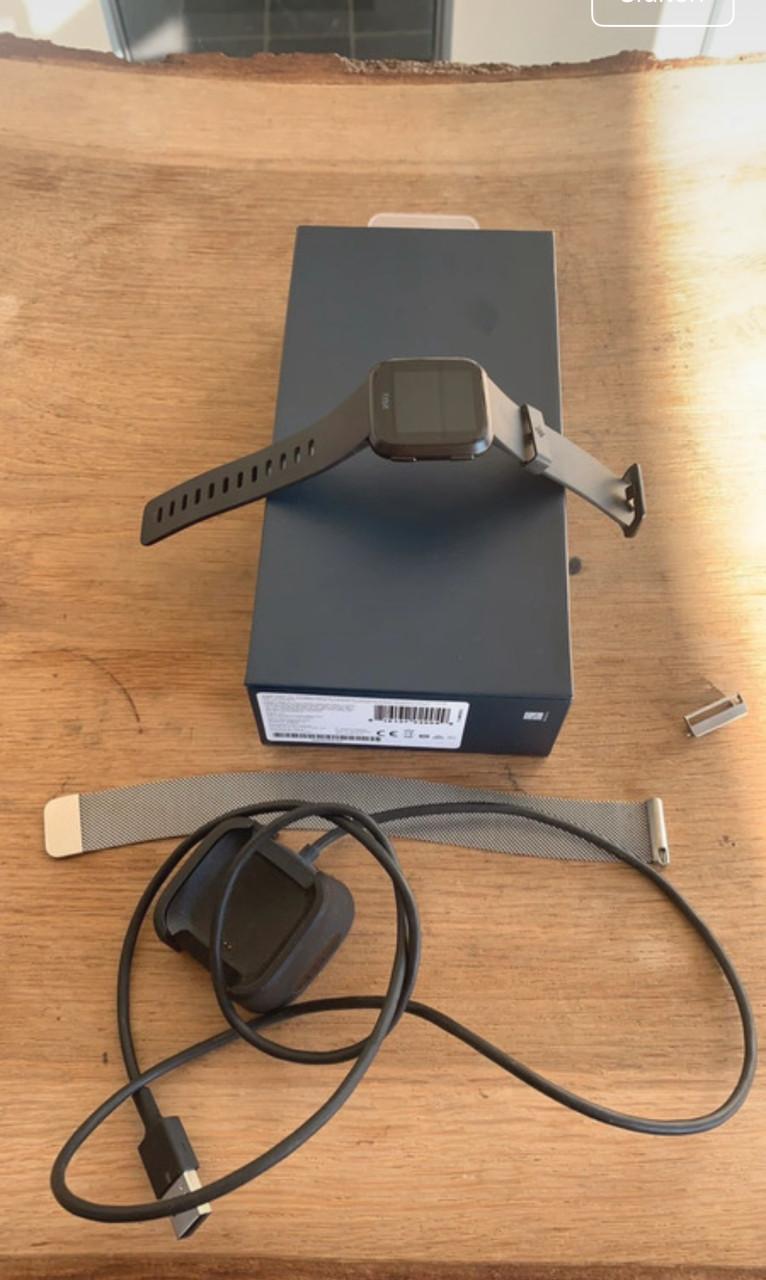 Fitbit versa 2