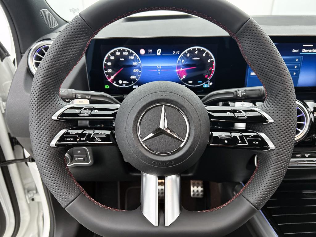 Mercedes-Benz Gla-klasse 180 business solution amg | premium plus pakket | 