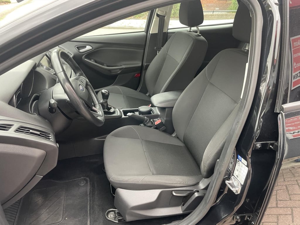 Ford Focus 1.0 ecoboost 74kw 5d