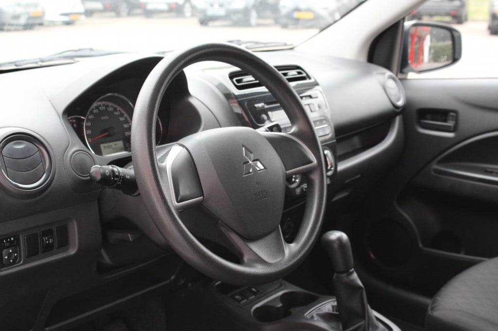 Mitsubishi Space Star 1.0 cool+