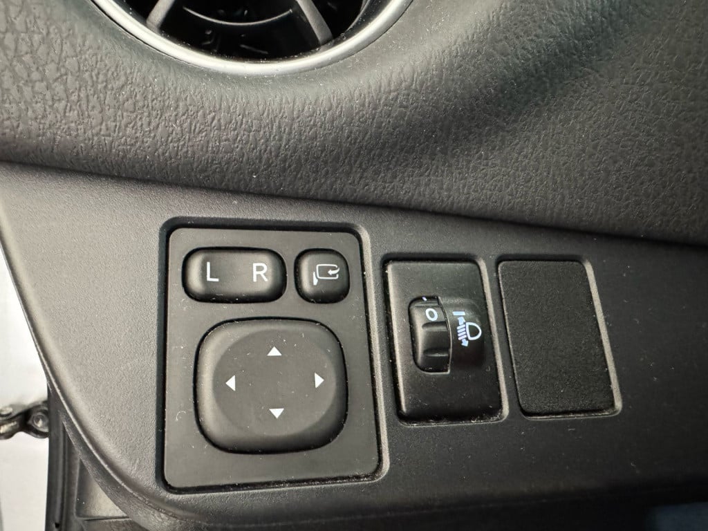 Toyota Yaris 1.5 hybrid y20 exclusive edition