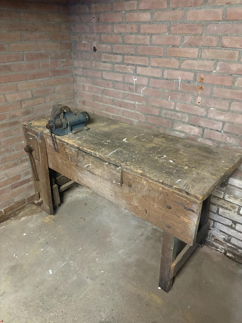 Authentieke werkbank