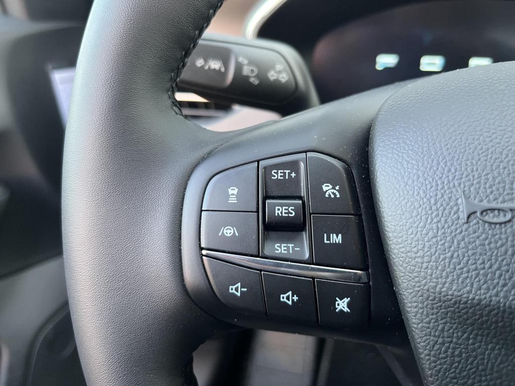 Ford Focus 1.0 ecoboost hybrid titanium x | demo | adaptive cruise control 