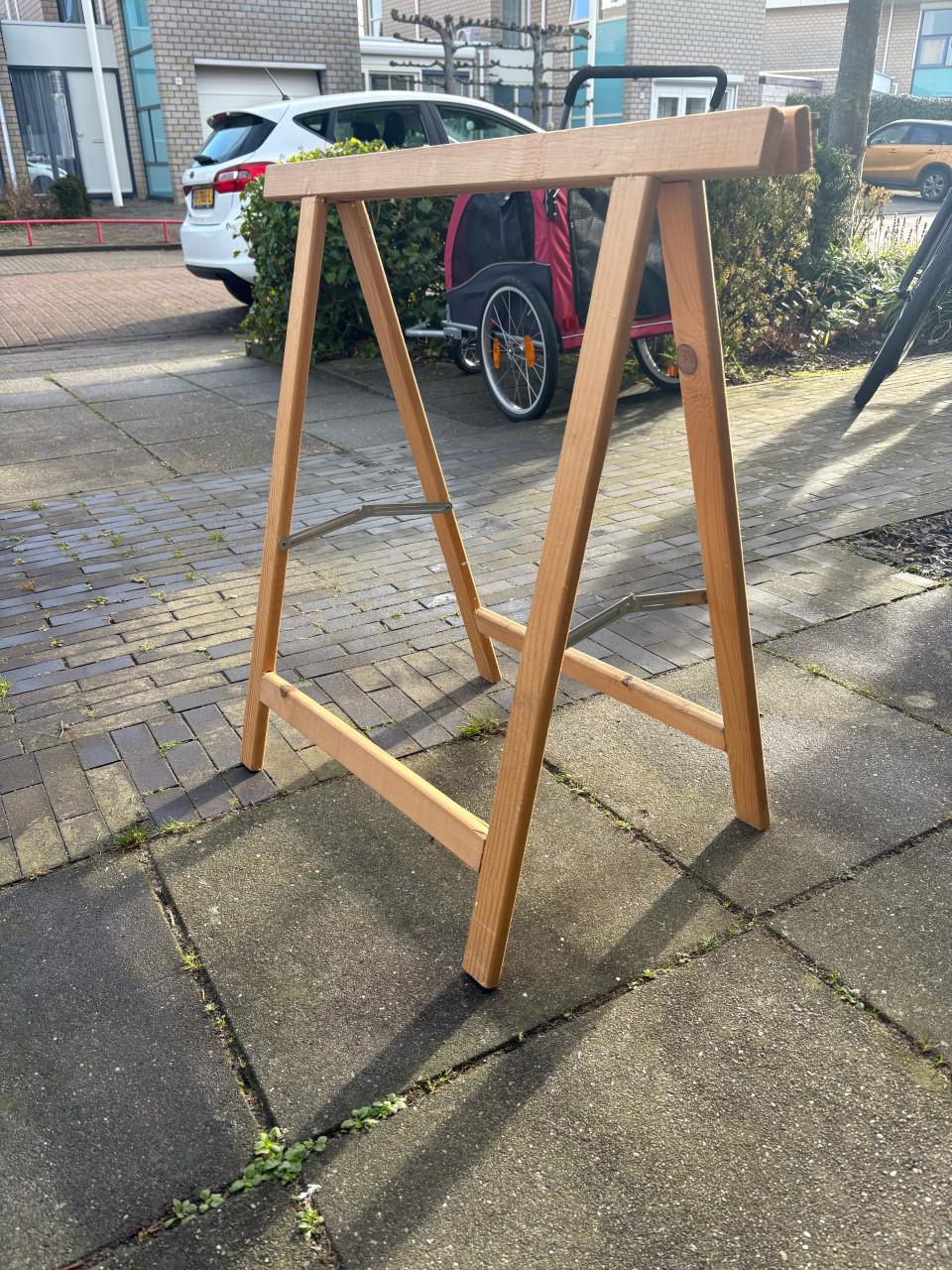 Gereserveerd! Schragen (2 stuks)