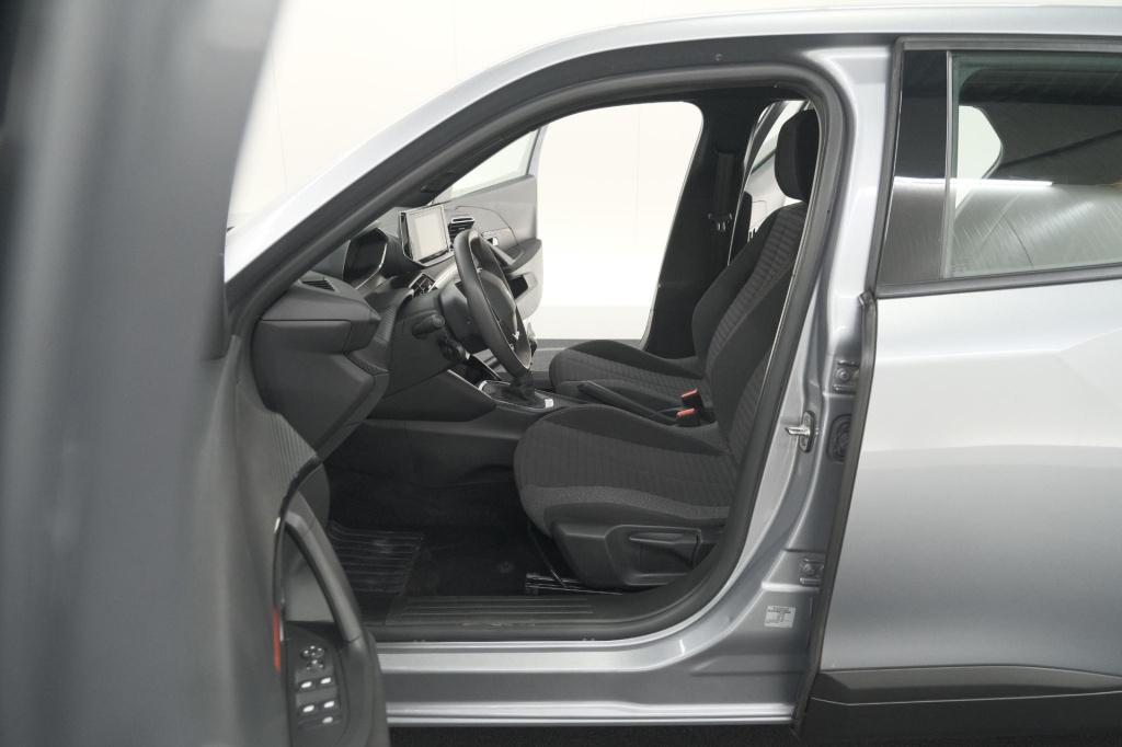 Peugeot 2008 puretech 100 active pack | allseason banden | parkeersensoren 