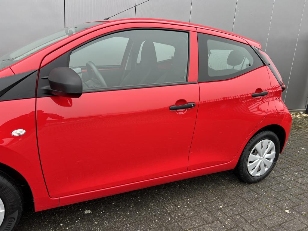 Toyota Aygo 1.0 vvt-i x-fun | nl auto | dealeronderhouden