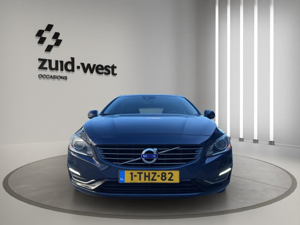 Volvo V60 2.4 d6 awd plug-in hybrid summum stoelverwarming