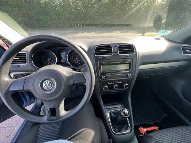 Volkswagen Golf 1.2 tsi trendline bluemotion