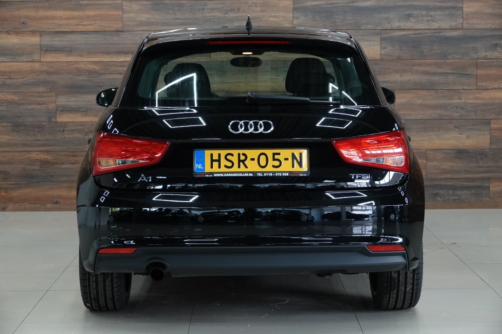 Audi A1 Sportback 1.0 tfsi | airco | pdc | 17" |