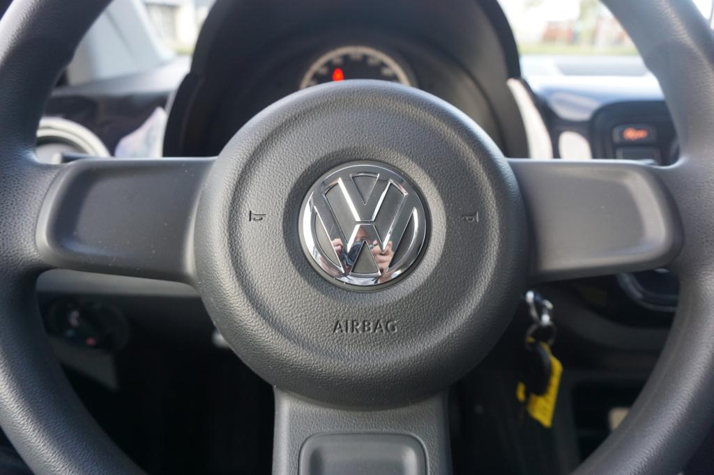 Volkswagen UP! 1.0 move up! bluemotion airco / elektr. ramen / lm velgen / 