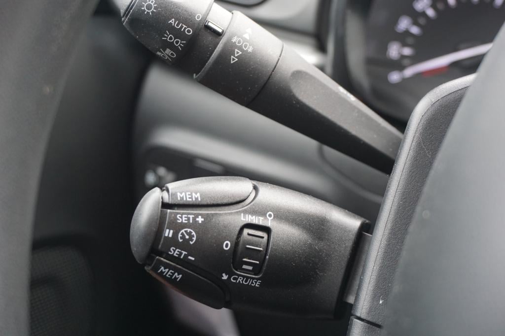 Citroen C3 1.2 puretech saint james climate / cruise / stoelverw. / parkeer