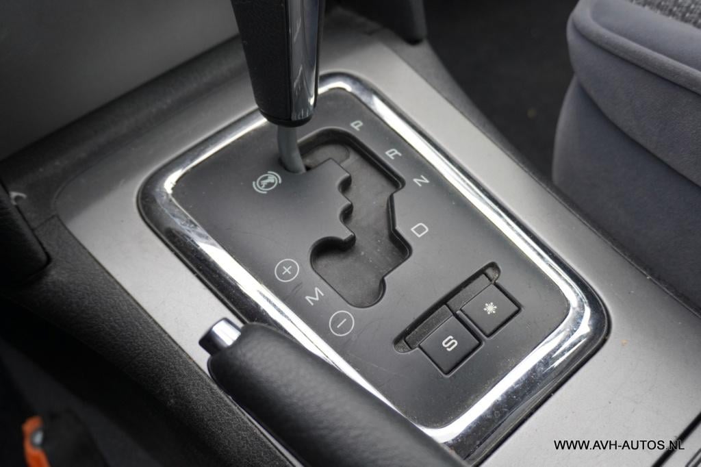 Peugeot 407 2.0-16v xr pack automaat
