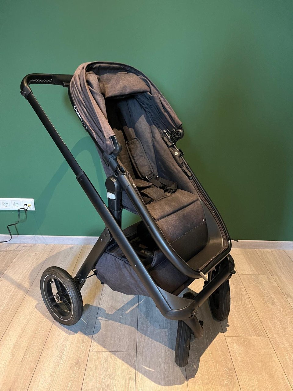 Kinderwagen - nette staat - zeer compleet met accessoires