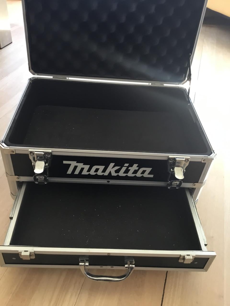 Makita koffer leeg