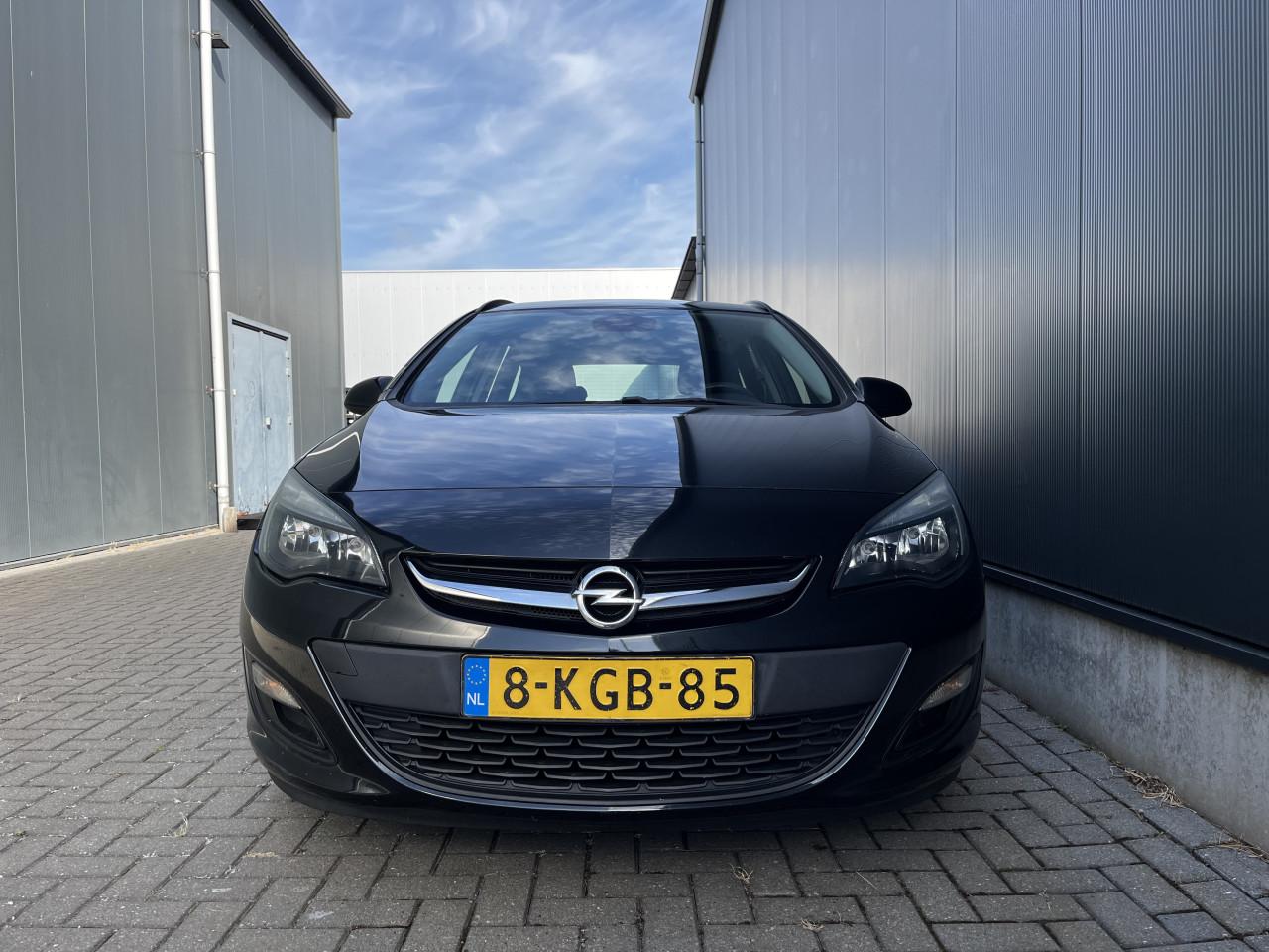 Opel Astra Sports Tourer 1.4 Business +TREKHAAK,