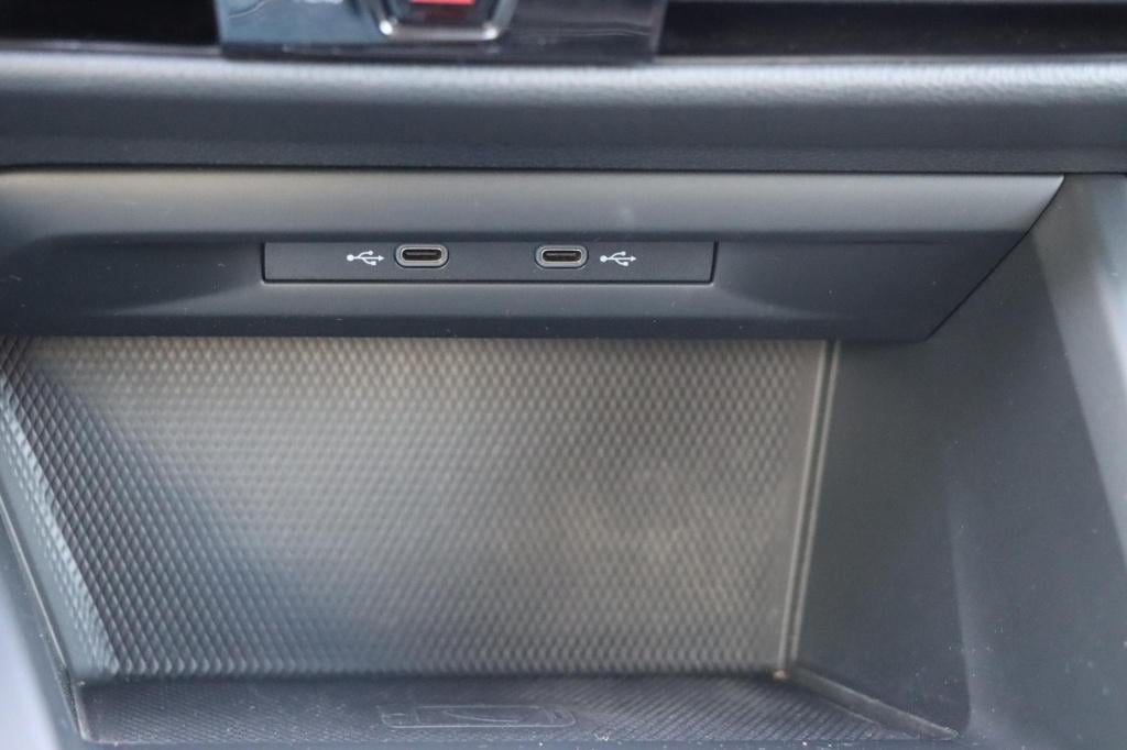 Volkswagen Golf 1.5 etsi style 150pk dsg7 | iq. drive | stuur + stoelverwar