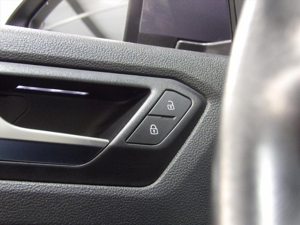 Volkswagen T-roc 1.5 tsi 150pk 7-dsg r-line