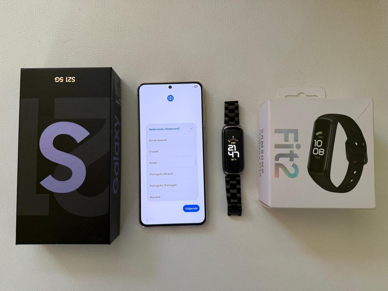 Samsung S21 + Samsung Fit Smartwatch