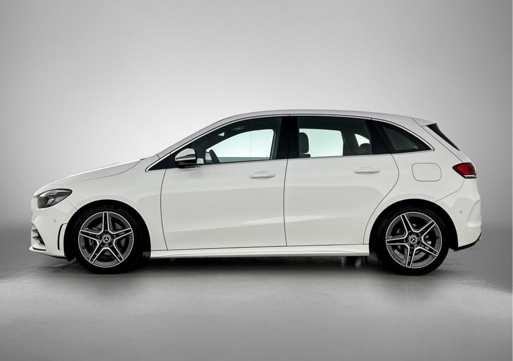 Mercedes-Benz B-Klasse 180 business solution amg | stoelverwarming | amg li