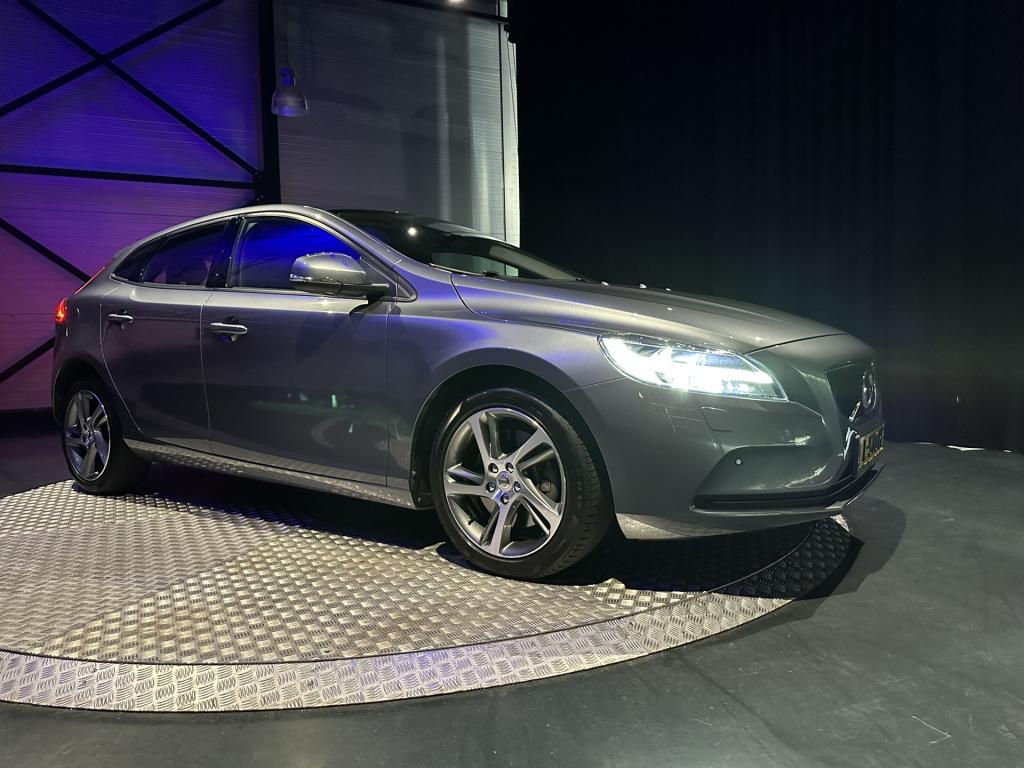 Volvo V40 1.5 t2 inscription *clima*navi*camera*