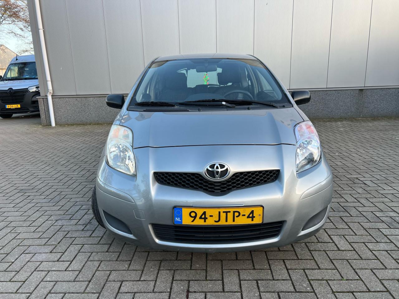 Toyota Yaris 1.0 VVTi Acces Vol Jaar Apk